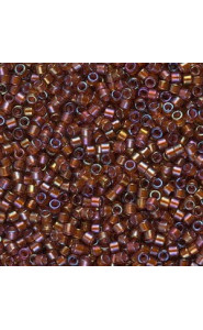 Miyuki delica Beads 11/0 - Sparkling beige lined root beer ab DB-1750